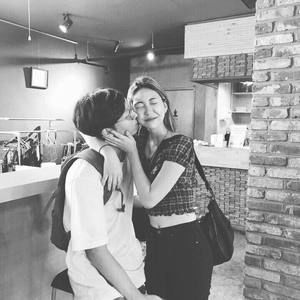 Meet your Posher, Terence